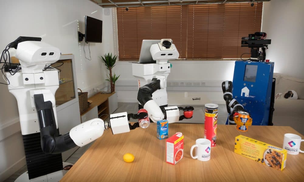In-ear device that controls home appliances wins UK tech innovation event