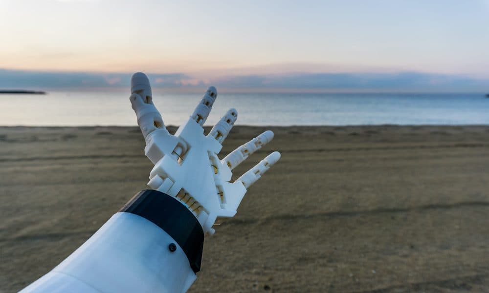 3d,Printed,Arm,Pointing,To,The,Sea Scientists claim new breakthrough on 3D-printed body parts