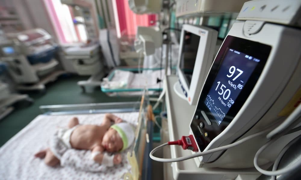 Newborn,Baby,With,Cannula,In,The,Feet,On,A,Hospital Machine learning breakthrough could speed genetic syndrome diagnosis
