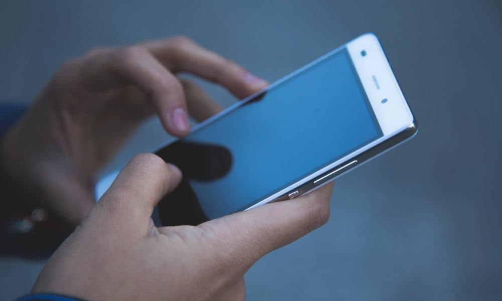 Text-based support service for newly diagnosed cancer patients