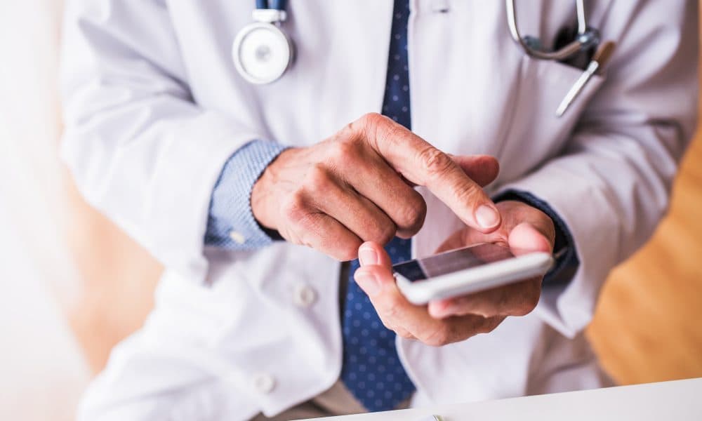 Pocket-sized device could spot infected wounds faster