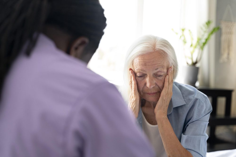 Depression linked to increased risk of dementia in both mid and later life